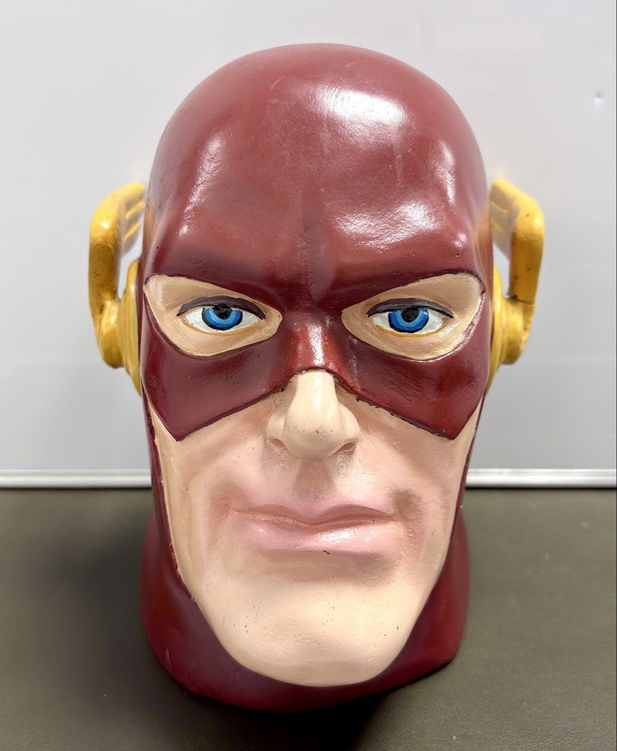 The Flash 1:1 Scale Head Bust (Category: Figurines & Statues) located in Tarlac. Submitted by ggplaysph (Listing ID 1465769629, Image 2). Description: The Flash 1:1 Scale Head Bust • 1,300 pesos only • No markings / Loose (no box) • With minimal paint issue & with crack on left ear wing (see photos in comment section) • As is. WYSIWYG. 📍COD/COP available. Shipping fee must be paid first to secure your order. Item(s) payable upon delivery/pick-up