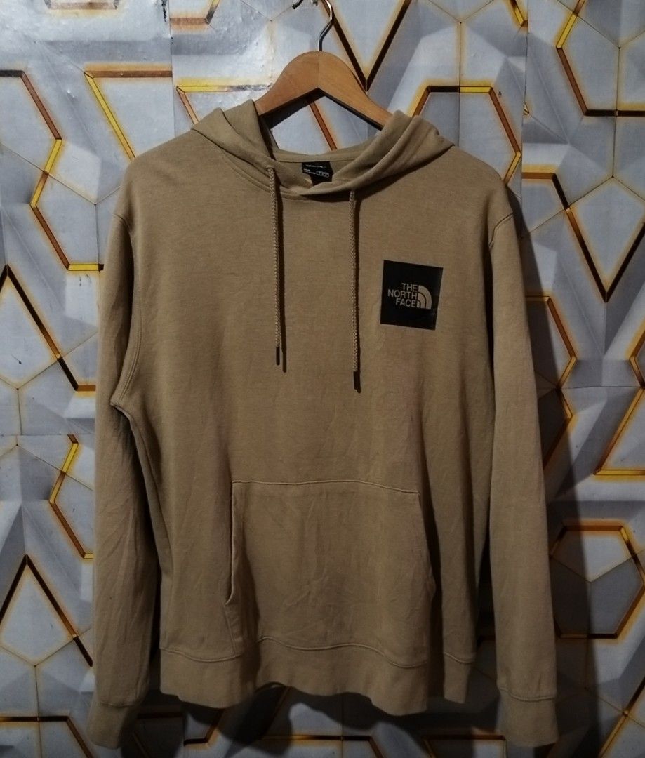 The North Face Pullover Hoodie (Category: Hoodies) located in Veruela. Submitted by ivytalibo62410 (Listing ID 1465814458, Image 1). Description: THE NORTH FACE MEN'S PULLOVER HOODIE ▪️ Med weight cotton ▪️ Medium On tag, Can fit Large (Asia) ▪️ 21. 5 x 27 On tape ▪️ Excellent condition ▪️ No issues 450 + Shipping fee🚘 LOC. Veruela AGUSAN DEL SUR 📍.