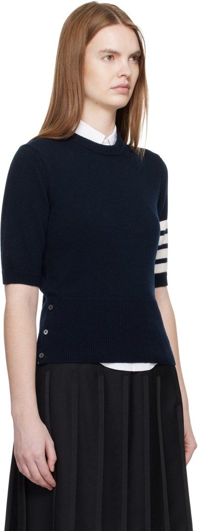 Thom browne intarsia knitted (Category: Luxury Apparel) located in Dueñas. Submitted by d1gidoll (Listing ID 1465828178, Image 1). Description: 15.5 x 22 stretchable No flaws.