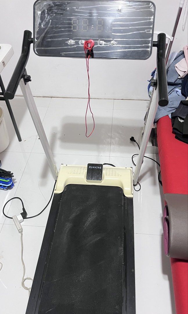 Threadmill (Category: Health Monitors & Weighing Scales) located in San Mateo. Submitted by joyceacord49214 (Listing ID 1465769636, Image 3). Description: Hello, Selling my threadmill used a few times. Like new..