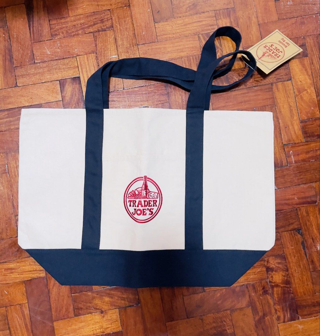 TJ Bag (Category: Tote Bags) located in San Juan City. Submitted by kriszy_coo (Listing ID 1465836163, Image 3). Description: Bought it in California in August 2026. .