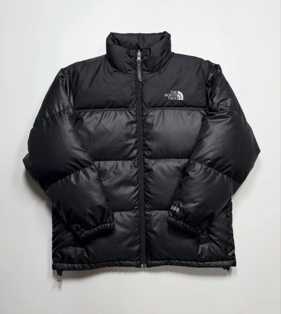 TNF Puffer Jacket (Category: Coats, Jackets and Outerwear) located in Manila. Submitted by rikascloset1220 (Listing ID 1465852526, Image 1). Description: Good as new! Bought for 7k. For teens but can fit XS-S women..