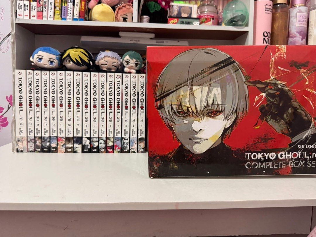 Tokyo Ghoul Manga Set (Category: Comics & Manga) located in Manila. Submitted by akycutie (Listing ID 1465822788, Image 1). Description: I bought it for 10k Last august. It’s still like a brand new. No signs of yellowing and well taken care. Pm for more details;) .