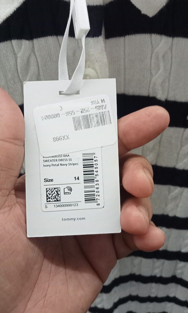 Tommy Hilfiger (Category: Dresses) located in Naga. Submitted by aboy1234245 (Listing ID 1465774454, Image 3). Description: Tommy Hilfiger Brand New W15-13-L35.