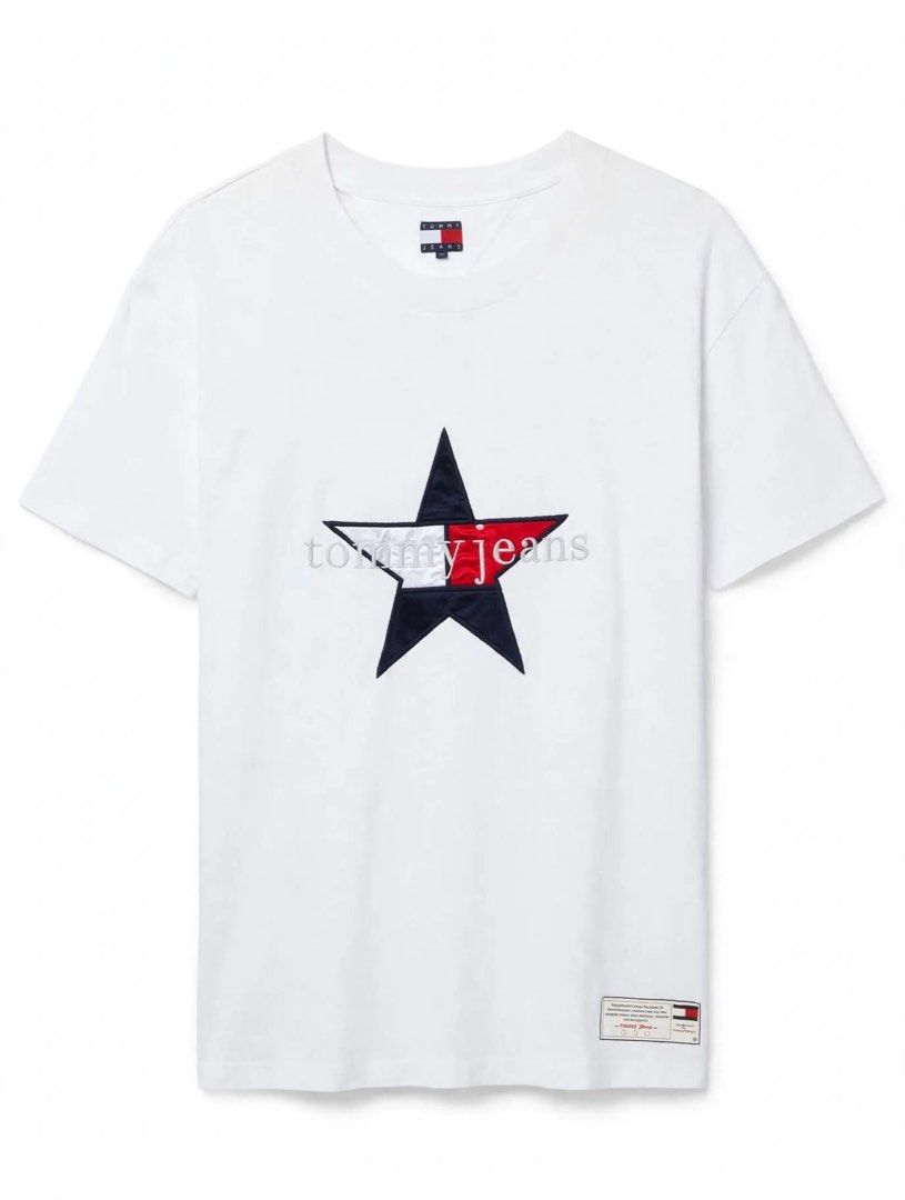 Tomnny Hilfiger jeans embroidered logo (Category: Activewear) located in Cebu City. Submitted by thrift.sht (Listing ID 1465819007, Image 1). Description: Tommy Hilger jeans embroidered logo Vintage T-shirt Excellent condition No issue Size: medium to large Color rate: 9.8/10 📍cebu city .