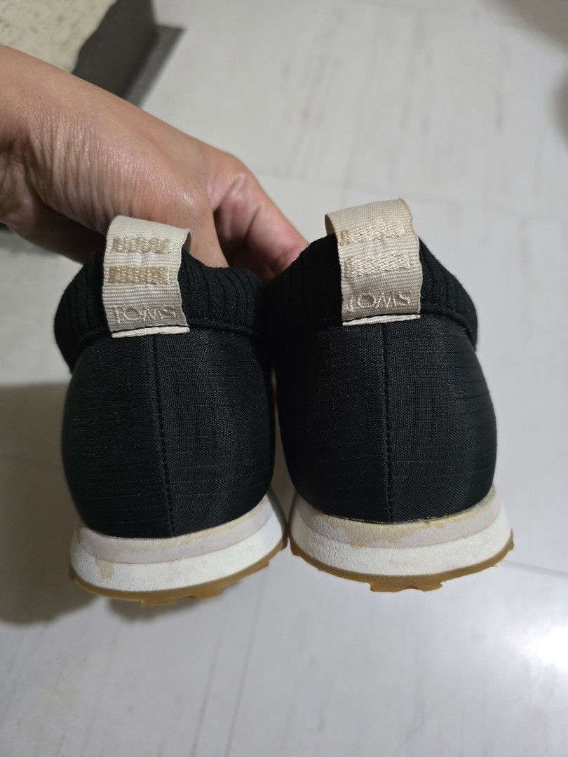 Toms Alpargata Resident Black Ripstop - 8 (Category: Casual Shoes) located in Tanjay. Submitted by banannabeth (Listing ID 1465902327, Image 2). Description: With original box 🚚 MOP: GCash or Gotyme Courier: J&T.