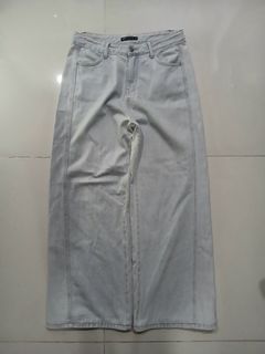 (Category: ) located in . Submitted by reworn.dvo (Listing ID 1465826174, Image 1). Description: .