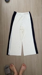 （分類：）位於 。 由 ns.preloved.acc 提交（商品編號 1465847175，圖片 1）。簡介： 。
