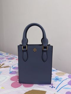 （分類：）位於 。 由 emma2005 提交（商品編號 1465784988，圖片 1）。簡介： 。