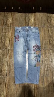 (Category: ) located in . Submitted by urban-vintage_2 (Listing ID 1465779180, Image 1). Description: .
