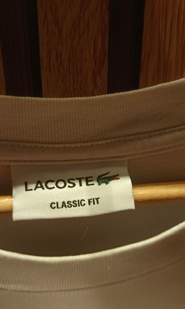 Tshirt big logo lacoste (Category: Activewear) located in Caloocan City. Submitted by _jerald_ (Listing ID 1465828433, Image 2). Description: Good condition flawless.