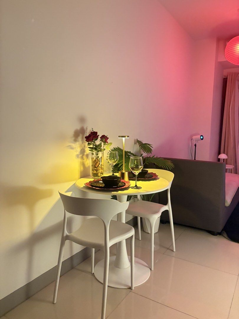 Tulip White Round Dining Table with Two Chairs (Category: Tables & Sets) located in Manila. Submitted by ellavillan48506 (Listing ID 1465860996, Image 3). Description: Nordic table 70 cm - Set includes: 1 round white dining table and 2 modern white chairs - Compact size: Ideal for small dining spaces and cozy breakfast nooks - Design: Clean, minimalist aesthetic ready for your home setup Selling as set 2 months old No stains and scratches Like ne
