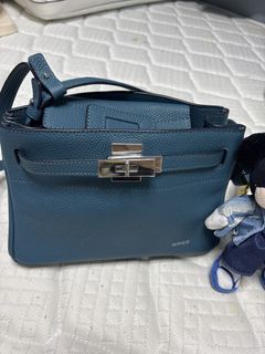 （分類：）位於 。 由 crazy_happy_shopper 提交（商品編號 1465945122，圖片 1）。簡介： 。