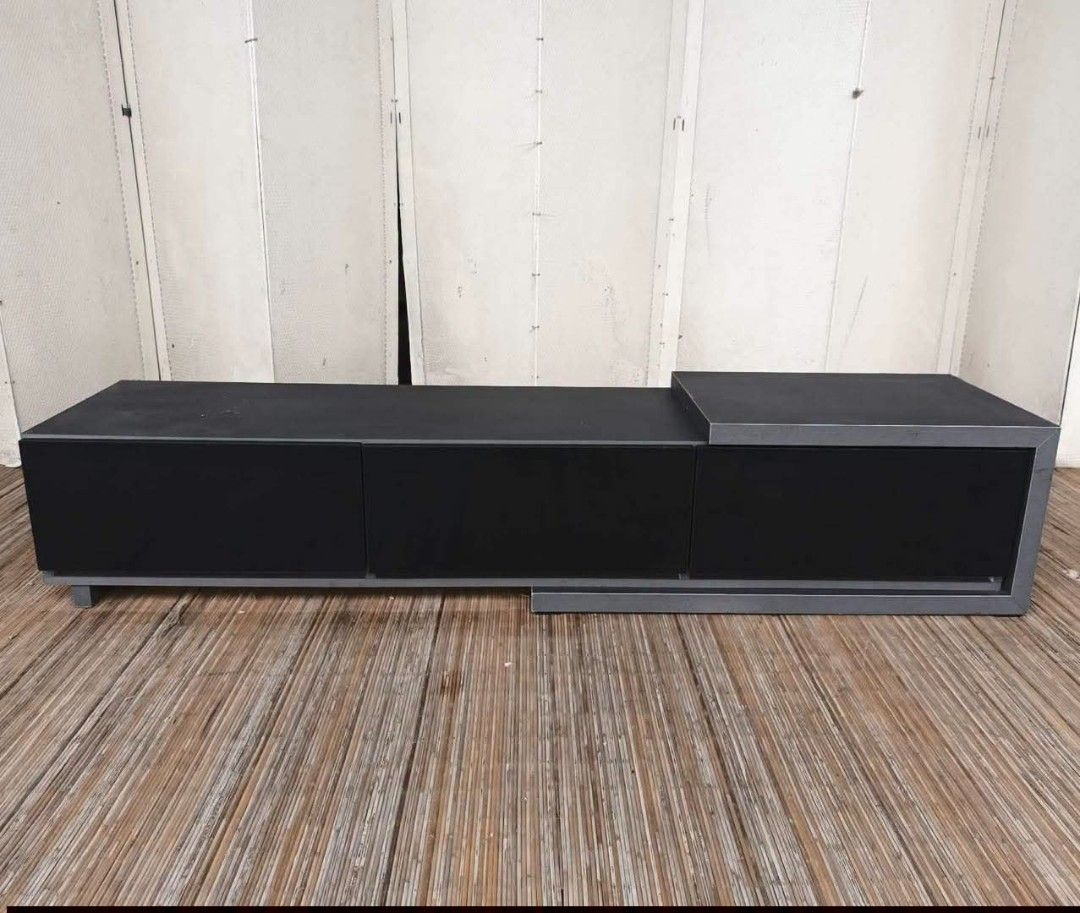 Tv Rack UpTo 65" (Category: TV Consoles) located in Meycauayan. Submitted by marygracecasimiro (Listing ID 1465785852, Image 1). Description: TV Console Good up to 65” L64 x W16 x H13.5 Price: 5,500🩷🧡.