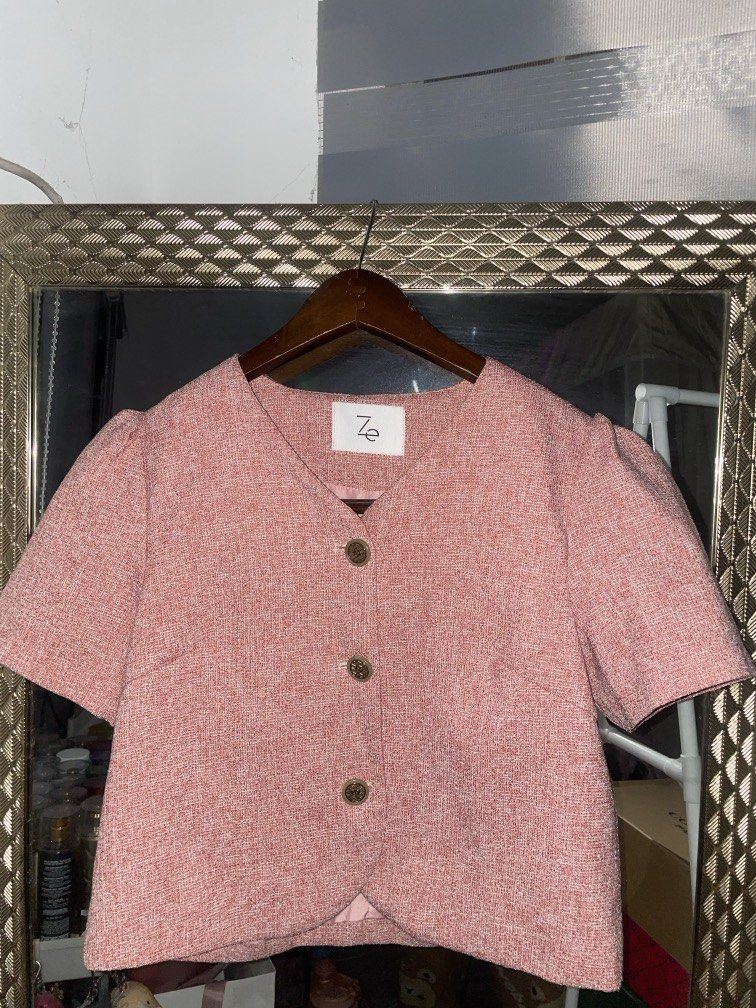 Tweed pink crop top (Category: Blouses) located in Bacolor. Submitted by louiviellefinds (Listing ID 1465942382, Image 1). Description: Good as new Wash but never worn .
