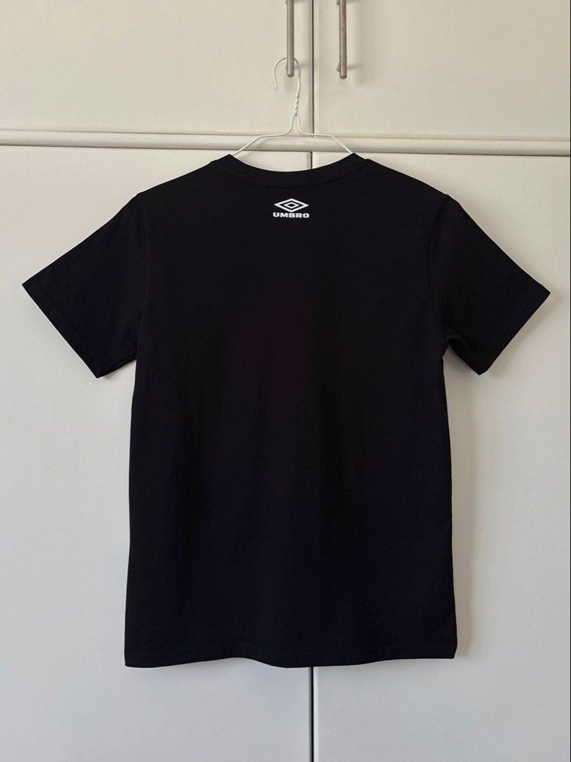 UMBRO CREWNECK T-SHIRT (Category: Tshirts & Polo Shirts ) located in Bulacan. Submitted by kennyfindss (Listing ID 1465884910, Image 3). Description: Size on Tag: Small | Unisex W: 18.5” L: 26” Sleeves: 8” Color Rate: 10/10 Condition: Like New Fabric/Material: Cotton DM TO PURCHASE .