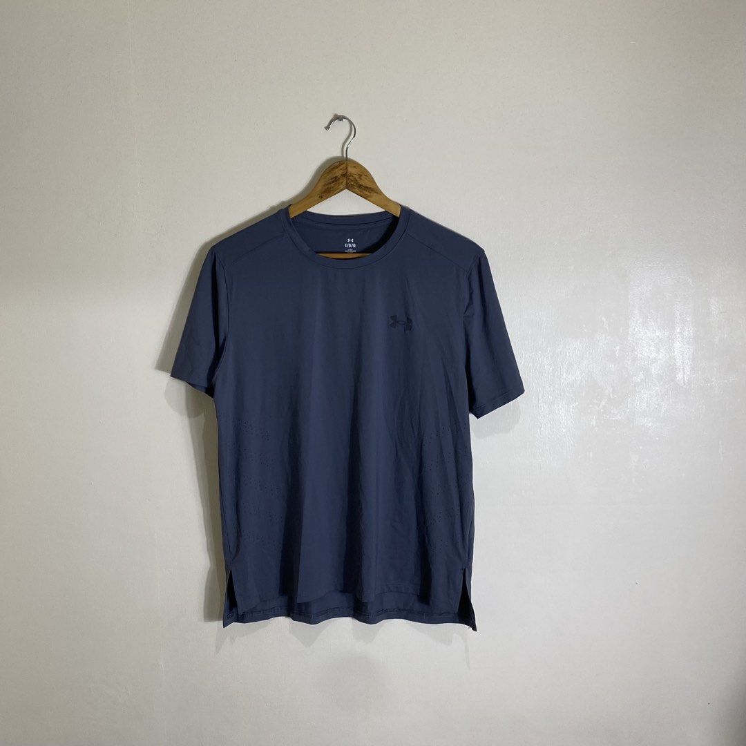 Under armour (Category: Activewear) located in Cebu City. Submitted by cjakosalem02 (Listing ID 1465934455, Image 1). Description: .