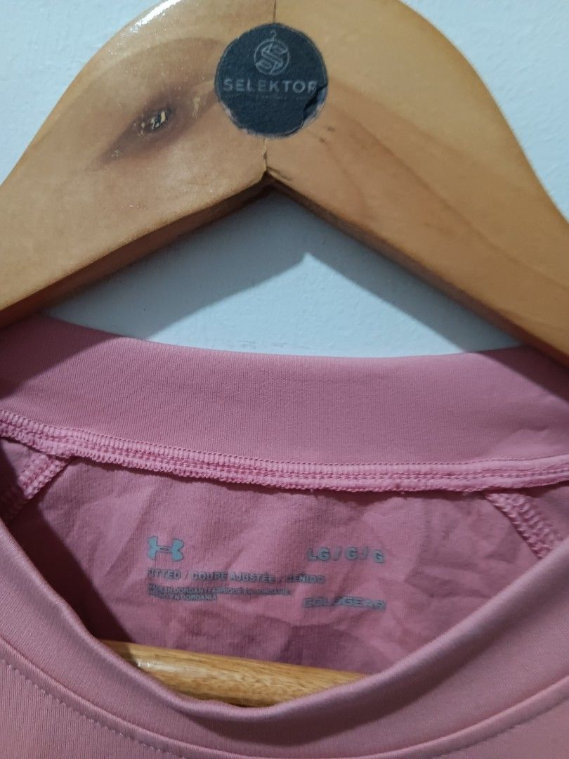 UNDER ARMOUR RUSH COOLGEAR (Category: Coats, Jackets and Outerwear) located in Dauis. Submitted by udenglegaspi (Listing ID 1465838158, Image 3). Description: .