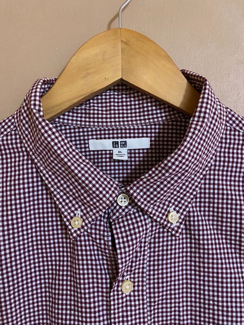 Uniqlo Checkered Plaid Button Down Long Sleeves (Category: Tshirts & Polo Shirts ) located in Cadiz. Submitted by thespotcdz (Listing ID 1465853414, Image 2). Description: XL on tag Width 23" Length 31" Good as new.