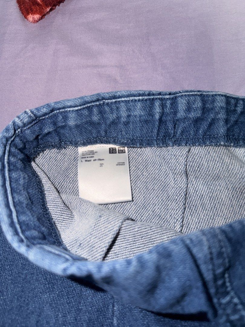 Uniqlo Cotton A Line Skirts Bundle Size L (Category: Skirts) located in Paranaque City. Submitted by keyas.preloved (Listing ID 1465879891, Image 2). Description: - Bundle includes 2 Uniqlo skirts: Dark Green and Denim Blue - Size: L (fits waist 69 to 75 cm) - Material: Cotton and spandex mix (very stretchy and comfortable) - Fit: Straight cut with stylish front seam detail - Condition: Brand new with tags intact inside waistband - Perfect staple