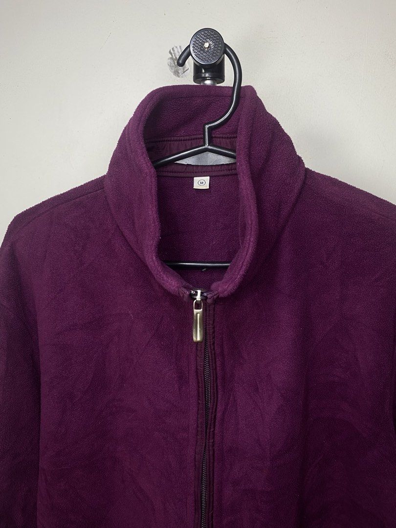 Uniqlo Fleece Full-Zip Jacket (Category: Coats, Jackets and Outerwear) located in Cabanatuan. Submitted by topandbottomph (Listing ID 1465878249, Image 3). Description: - Brand: Uniqlo - Style: Full-zip fleece jacket with high neck and front pockets - Color: Deep Purple - Material: Super soft fleece, great for chilly weather 🤍 UNIQLO FLUFFY FLEECE FULL-ZIP JACKET ✨ Good condition 📏 Size: Medium 💰 ₱399 ONLY! 💳 MOP: GCash / MariBank / BDO 📦 MO