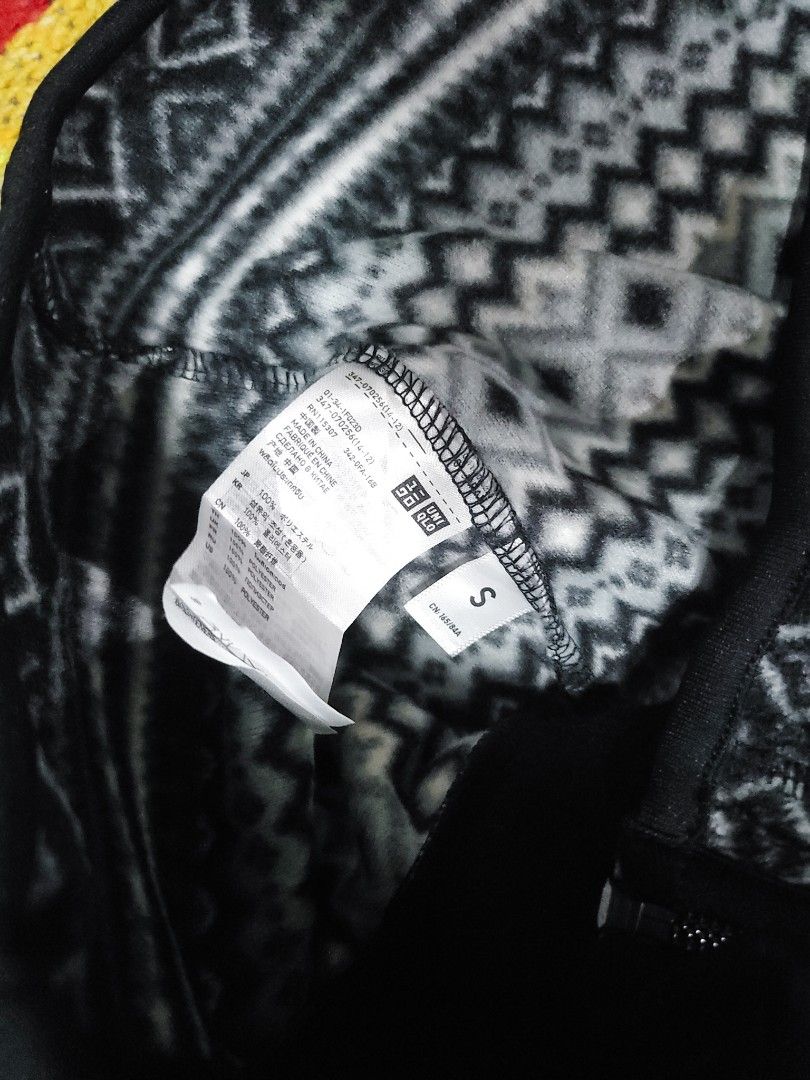 Uniqlo Grey Fair Isle Pattern Zip Fleece Jacket (Category: Coats, Jackets and Outerwear) located in Pasay City. Submitted by zildsebas (Listing ID 1465927391, Image 3). Description: - Brand: Uniqlo - Color: Grey and black with Fair Isle pattern - Size: Small (S) - Design: Full zip front, high collar, two side pockets - Material: Soft, warm fleece - Condition: Standard fit with clean interior tags Location : San Pablo Laguna Mode of payment : Gcas