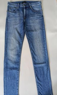 (Category: ) located in . Submitted by aydenthriftwear (Listing ID 1465813107, Image 1). Description: .