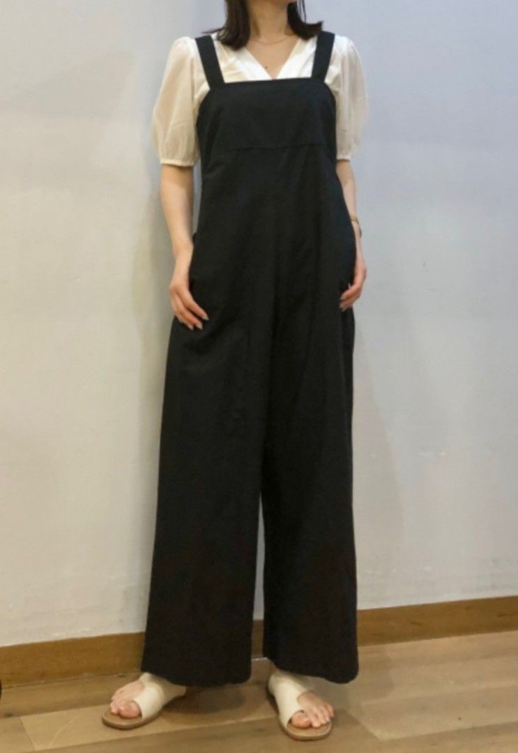 Uniqlo Linen Jumpsuit (Category: Jumpsuits) located in Quezon City. Submitted by via_rama18 (Listing ID 1465938461, Image 3). Description: used once good as new large on tag cubao qc.