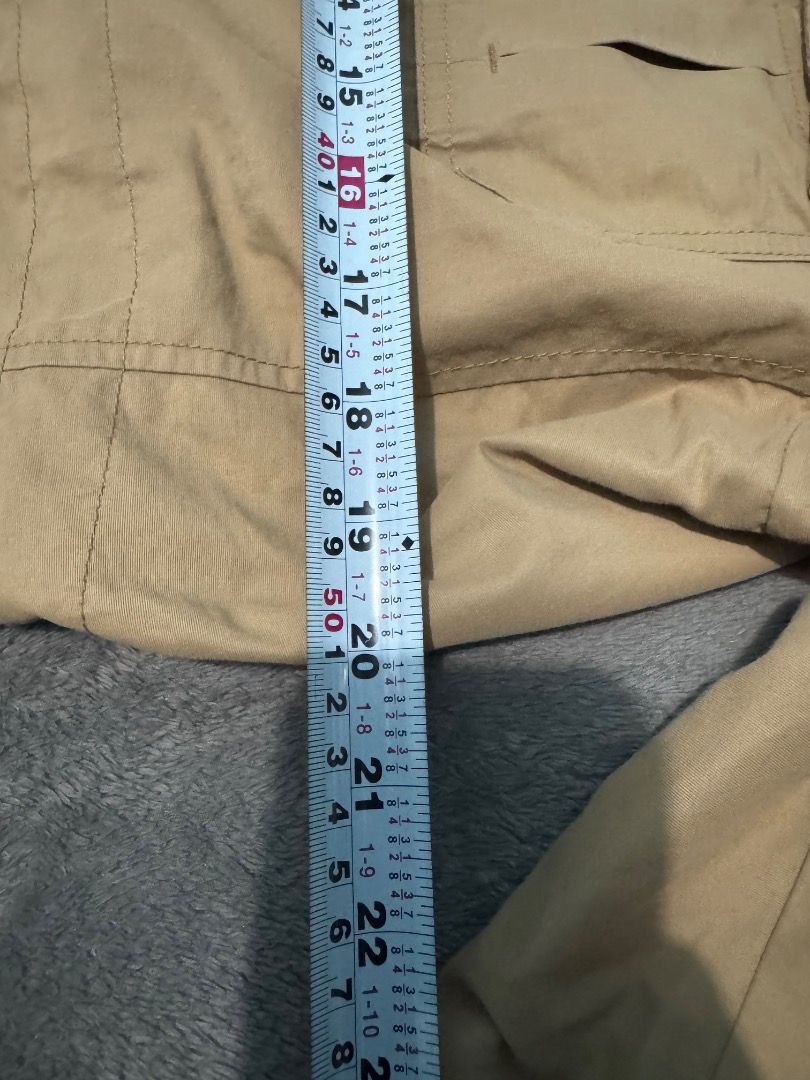 Uniqlo Parka (Category: Coats, Jackets and Outerwear) located in Baguio. Submitted by joshua.stark (Listing ID 1465764649, Image 3). Description: Uniqlo Parka 20x30 Good condition 1800 php Shipping: Buyer’s Expense .