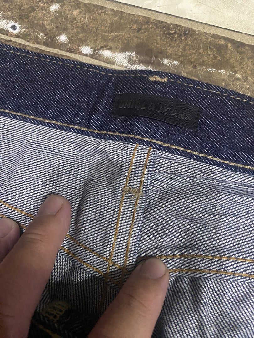 Uniqlo raw selvedge jeans (Category: Jeans) located in Tagoloan. Submitted by puretiger-389e (Listing ID 1465897208, Image 3). Description: Uniklo raw selvedge Regular fit Straight Middle rise As new condition Size 31-32 waistline 41 full length 11.5 Thigh 7.5 leg open No issue 📍Tagoloan misamis oriental.