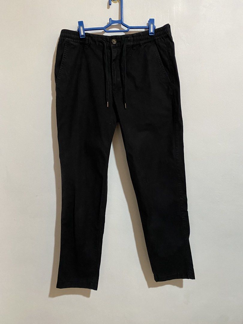 Uniqlo Relaxed Pants (Category: Other Bottoms) located in Naga. Submitted by threadedtreasures (Listing ID 1465834542, Image 2). Description: Like new! So pretty!😍 M-L.