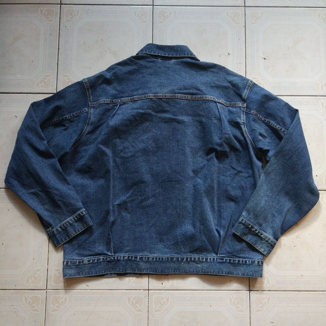 Uniqlo Type 1 Denim Jacket XL (Category: Coats, Jackets and Outerwear) located in Pasay City. Submitted by denimdude.ph (Listing ID 1465840372, Image 2). Description: .
