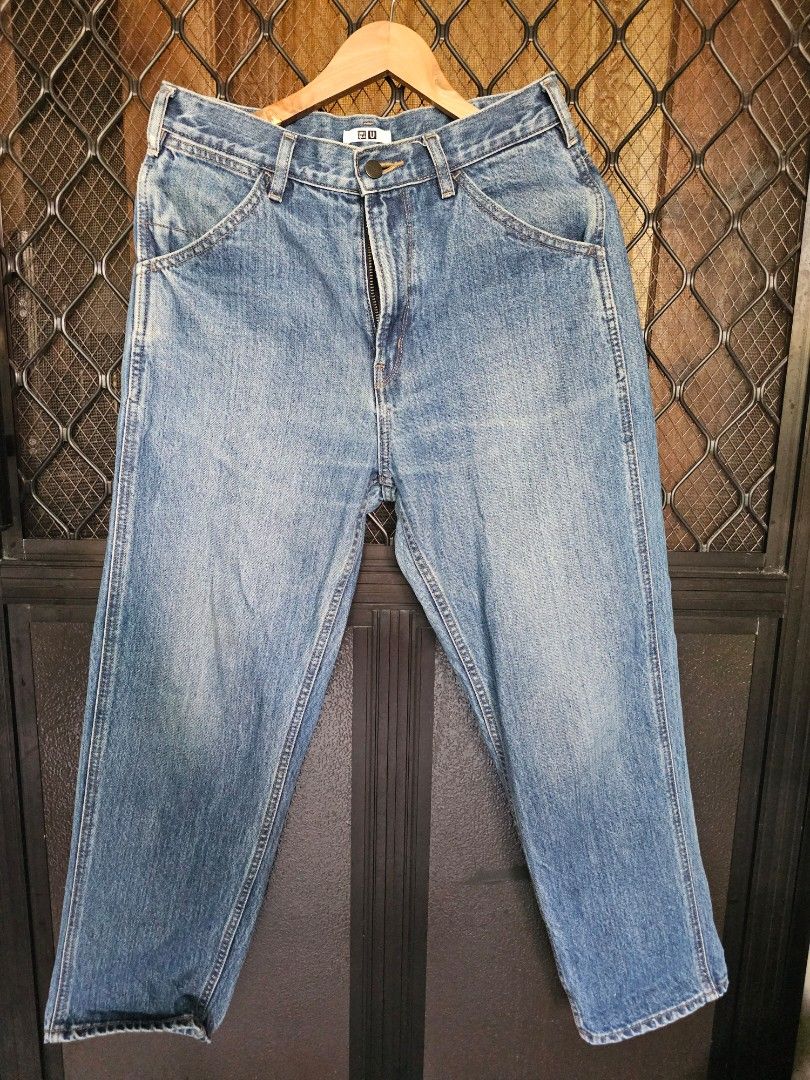 Uniqlo U regular cut jeans (Category: Jeans) located in Pasig City. Submitted by a.ejs. (Listing ID 1465785709, Image 1). Description: Uniqlo U regular cut jeans Blue wash 29, fits like 30 Good as new 600.