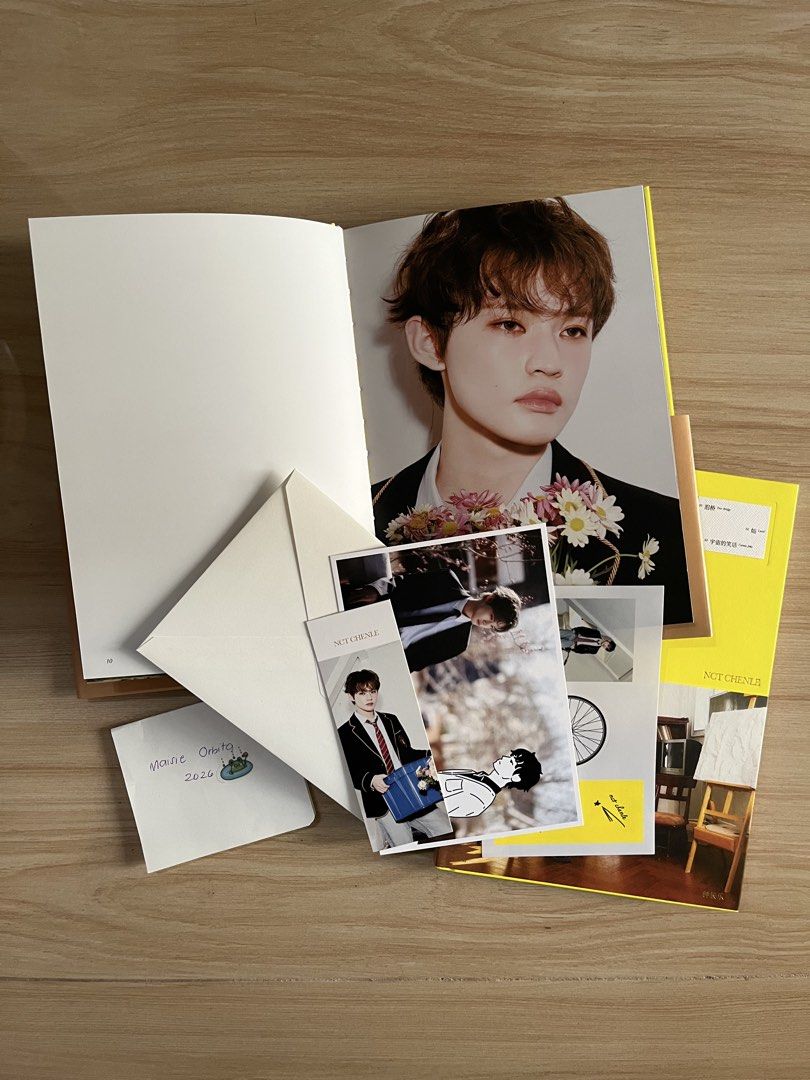 Unsealed Chenle Lucid First Special EP (Category: CDs & DVDs) located in Tanza. Submitted by morbita (Listing ID 1465848720, Image 2). Description: Chenle Lucid EP UNSEALED - no rpcs no CD - photobook, postcard, bookmark - onhand 🧧: BPI, GCash, Maya, and Landbank 🚘 : J&T, Flash Express, LBC, and any SDD.