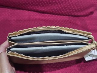 (Category: ) located in . Submitted by luckymoonshop (Listing ID 1465890452, Image 1). Description: .