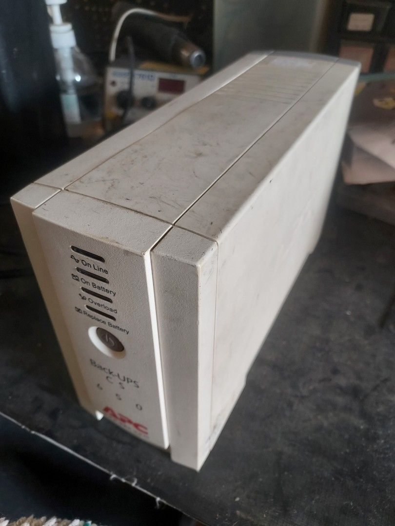 UPS power supply backup working needs new batt (Category: Printers, Scanners & Copiers) located in Las Pinas. Submitted by jerri44 (Listing ID 1465763503, Image 2). Description: uPS backup power supply unit. working ok. needs only new battery. .