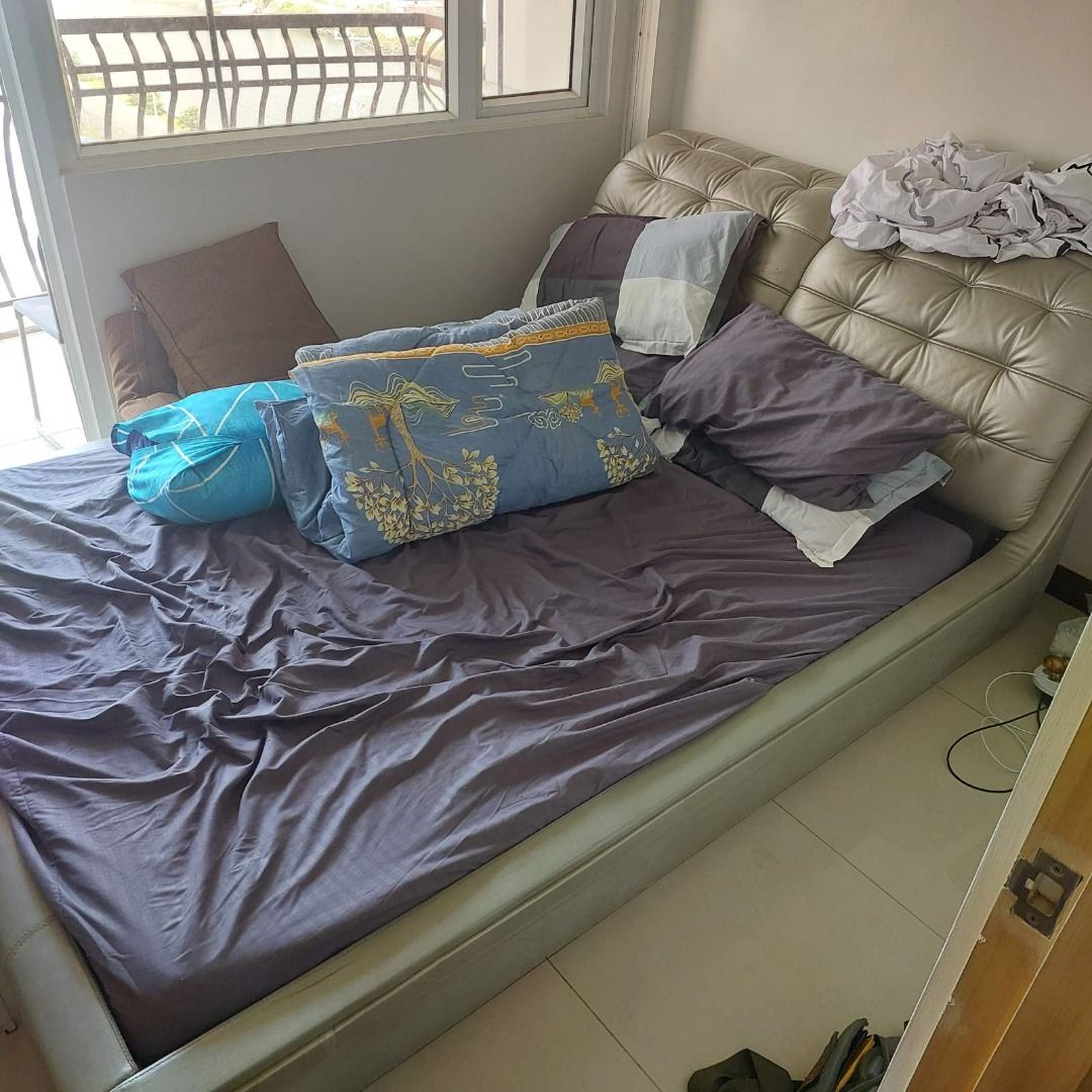 Uratex Bed Frame with foam Mattress (Category: Bed Frames & Mattresses) located in Manila. Submitted by nebgene (Listing ID 1460537998, Image 3). Description: Uratex Upholstred Bed Frame with Mattress With Tufted headboard Modern design - Low side rails Bed Frame size 66X95 inches Mattress Size standard queen 60X75 inches Used and pull out from condo Can be disassembled RFS: Downsizing to smaller bed.