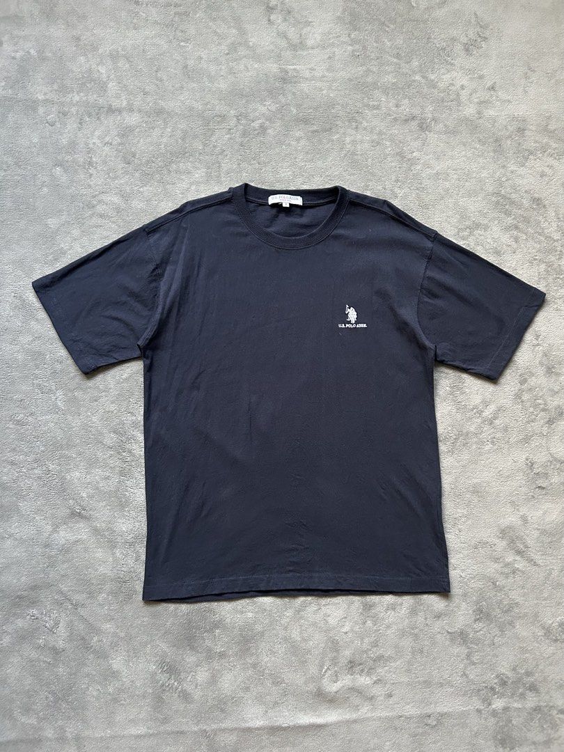 US Polo Assn Shirt (Category: Tshirts & Polo Shirts ) located in Manila. Submitted by wenttttt (Listing ID 1465945264, Image 1). Description: 20 x 26.5 No issue.