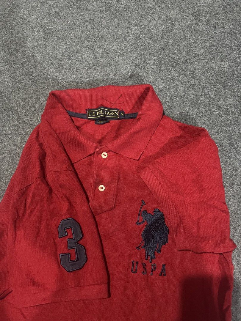 USPOLO (polo shirt ) (Category: Tshirts & Polo Shirts ) located in Lapu Lapu. Submitted by jhonrener41426 (Listing ID 1462165104, Image 2). Description: Size small fit to medium Dimes 20x25/26 Excellent condition Color rate 9.5/10 Authentic Issue none .