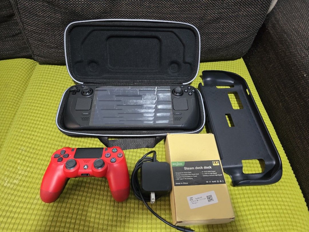 Valve Steam Deck Bundle with Dock and Controller (Category: Others) located in Caloocan City. Submitted by jesonvillegas (Listing ID 1465807816, Image 1). Description: - Goojodoq Steam Deck dock for easy TV connection - Bright red PS4 wireless controller included - Original power adapter and sturdy protective case - Perfect bundle for gaming on the go or docked at home - Everything shown in the photos is included in the package.