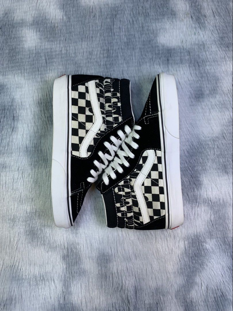 VANS SK8 HI PAINT DRIP CHECKERBOARD (Category: Sneakers) located in Quezon City. Submitted by shooz.kartel (Listing ID 1465870458, Image 2). Description: For sale only‼️ VANS SK8 HI PAINT DRIP CHECKERBOARD Excellent condition No major issues Size 7 mens 8.5 womens 39 euro 25 cm 1550 + sf only Legit/Authentic 💯 Pm for fast transact! 📩 Can do ship nationwide MOP: paymaya, bank transfer or gcash Location: Metro manila.