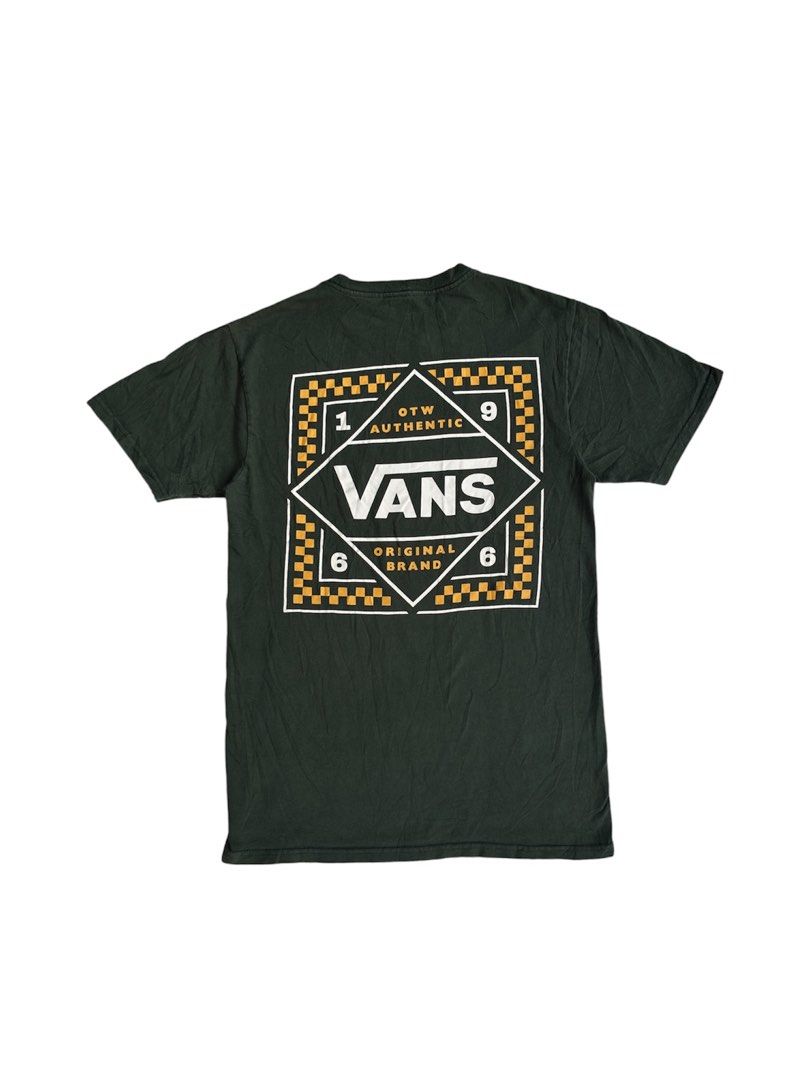 Vans Team Player Checkerboard Tshirt (Category: Tshirts & Polo Shirts ) located in Puerto Princesa. Submitted by 18arc (Listing ID 1465884287, Image 1). Description: Vans Team Player Checkerboard Tshirt Size: Small Dimes: 17x26 399 php only .