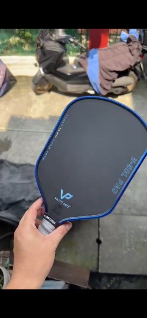 Vatic Pro V-Sol Pro Flash 16mm (Category: Racket and Ball Sports) located in Manila. Submitted by gift.grca (Listing ID 1465807087, Image 1). Description: Vatic Pro V-Sol Pro Flash 16mm -new edge tape -nae grip tape -with paddle bag cover The Vatic Pro V-Sol Pro Flash LH 16mm is a hybrid-shape pickleball paddle featuring a floating expanded polypropylene (EPP) foam core with EVA perimeter foam and a raw Toray T700 carbon fiber face. Technical Spe