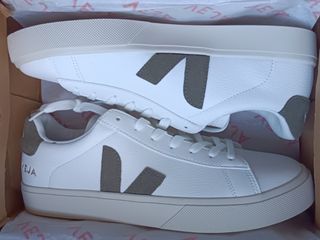 （分類：）位於 。 由 gipfel 提交（商品編號 1465864217，圖片 1）。簡介： 。