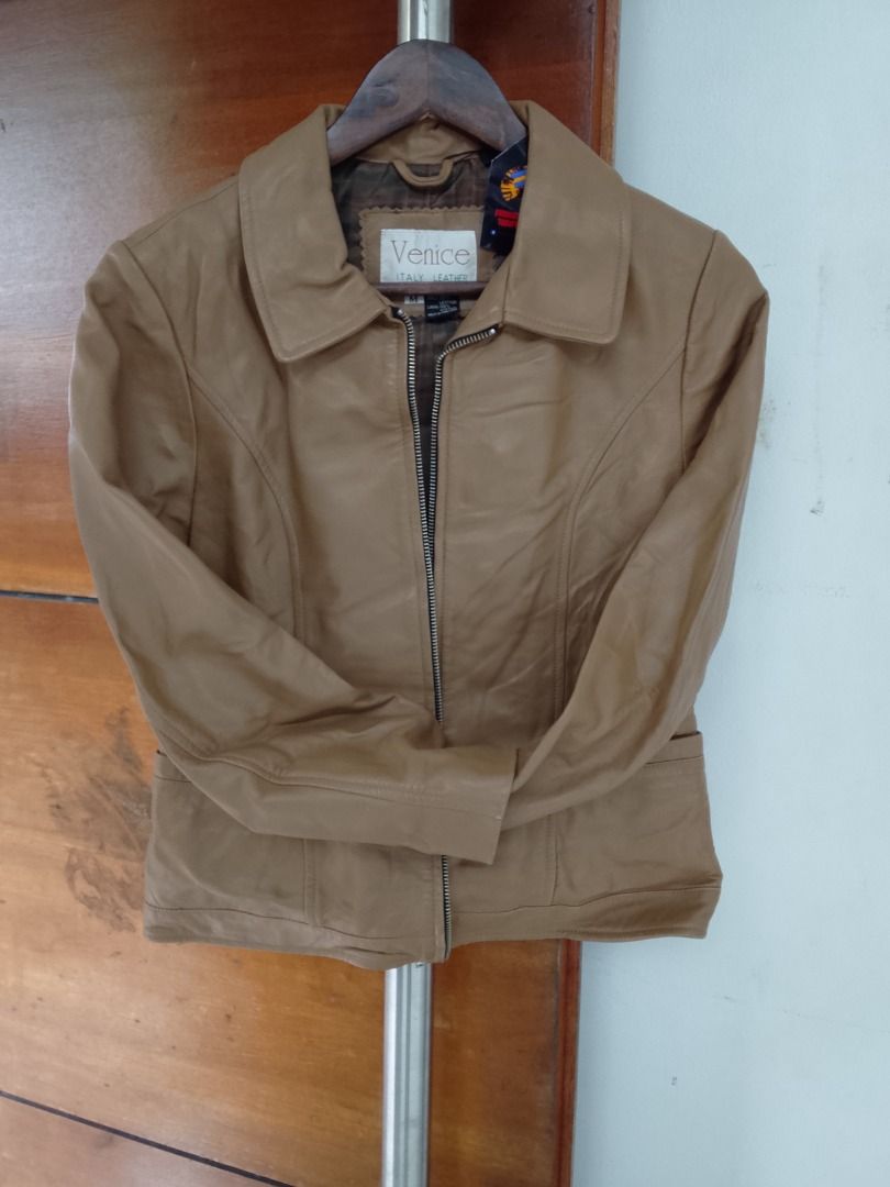 Venice leather jacket (Category: Coats, Jackets and Outerwear) located in Quezon City. Submitted by kema2191 (Listing ID 1465809391, Image 3). Description: .