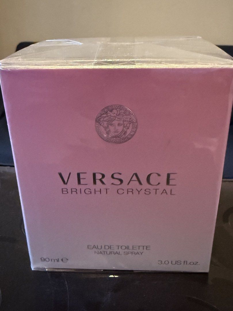 Versace Bright Crystal Eau de Toilette 90ml (Category: Fragrance & Deodorants) located in Manila. Submitted by vinceyao88 (Listing ID 1465919229, Image 1). Description: - Authentic Versace Bright Crystal Eau de Toilette (money back guarantee) - Large 90ml (3.0 US fl oz) bottle - Brand new in iconic pink box packaging - 100% factory sealed with original clear plastic wrap - Trusted Carousell PH seller - buy with confidence!.