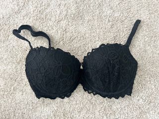 (Category: ) located in . Submitted by saucelover (Listing ID 1465785093, Image 1). Description: .