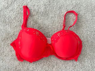 (Category: ) located in . Submitted by saucelover (Listing ID 1465783934, Image 1). Description: .