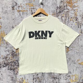 (Category: ) located in . Submitted by thrift.garment (Listing ID 1465922419, Image 1). Description: .