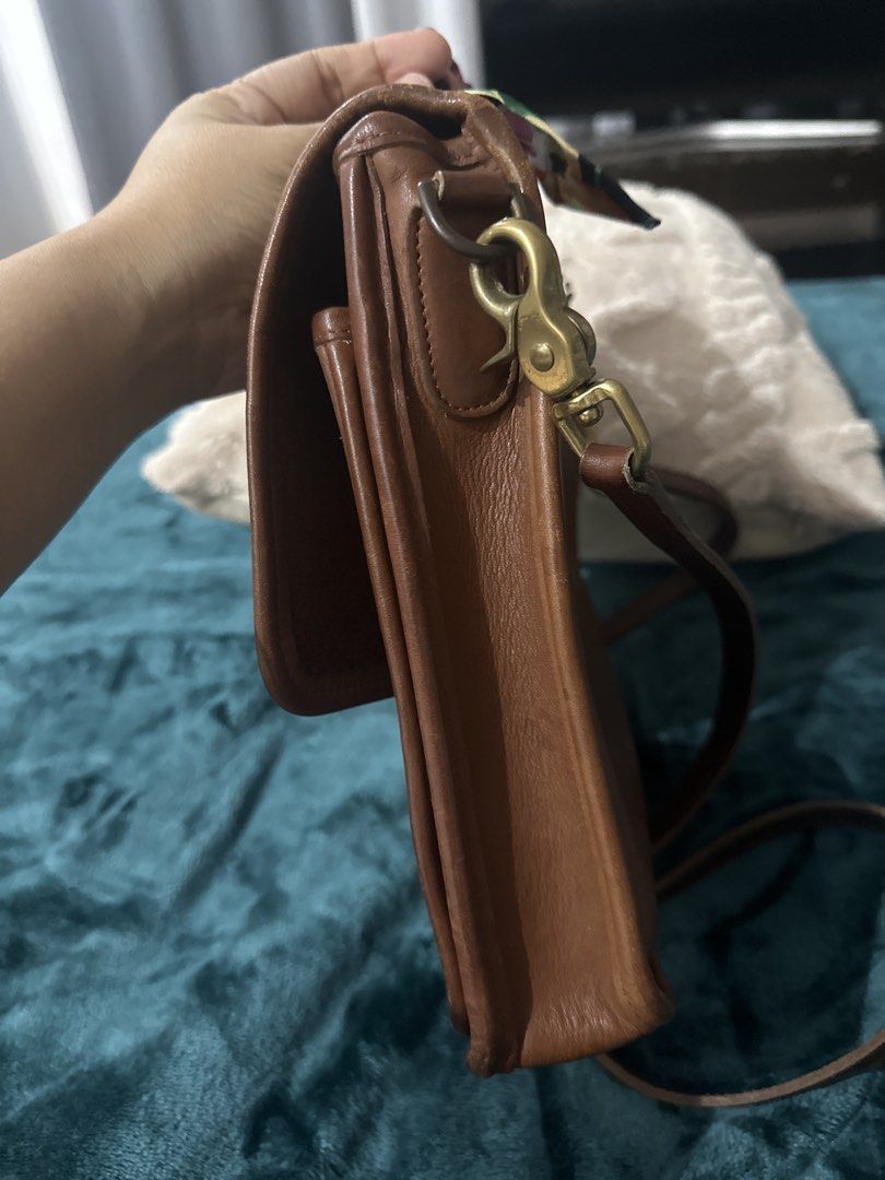 Vintage Coach (Category: Luxury Bags & Wallets) located in Las Pinas. Submitted by frendzbagsunlimited (Listing ID 1465916516, Image 2). Description: .